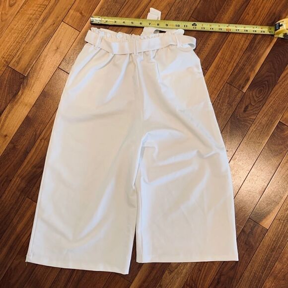 PAPERBAG style capris - Picture 4 of 5